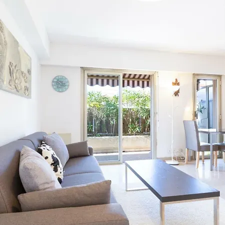 Bright 1-bedroom Appartement: Little Garde In Vieil 公寓 昂蒂布